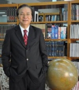 Sombat Thamrongthanyawong